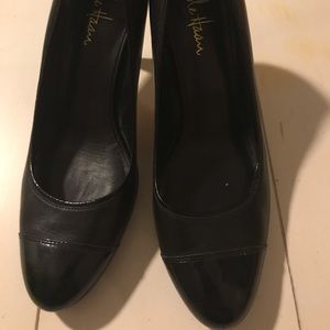 Cole Haan Black pumps.